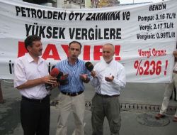 Akaryakıt Zammına 'dualı' Tepki