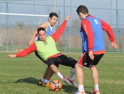 Samsunspor Maç Hazırlıklarını Sürdürürken Kadrosunu Da Güçlendiriyor