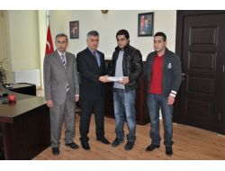 Cumhurbaşkanı Gül'den Bilgisayar İsteyen Görme Engelli Gazi, İsteğine Kavuştu