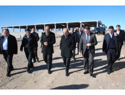 Vali Demirtaş, Kahta'da İncelemelerde Bulundu