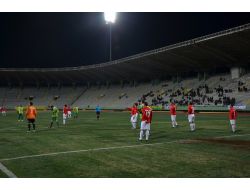 Eski Milli Futbolcular, Dostluk Maçında Rakiplerine Acımadı: 4-0