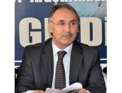 Eğitim Bir Sen: Okullarda Öğretmenler İçin De Kılık-kıyafet Serbest Oldu