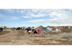 Suriyeli Vatandaşlar Midyat’ta Çadırlara Yerleşti