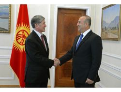 ATAMBAYEV ÇAVUŞOĞLU’NU KABUL ETTİ