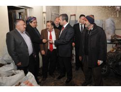 Şahinbey Belediyesi Evi Yanan Aileye Yardım Eli Uzattı