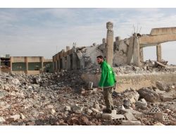 İhh, Hayalet Şehre Dönen Teftanaz’a Yardım Götürdü