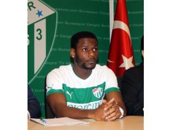 Edu, Bursaspor'a İmzayı Attı