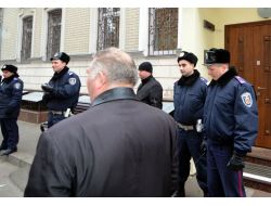 Ukraynalıların Yarısı Polise Güvenmiyor