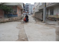 Kış Ortasında Kazılan Cadde Ve Sokaklar Öyle Bırakılıyor