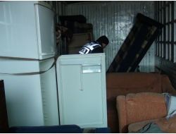 Ev Eşyalarıyla Birlikte Esrar Nakliyatı