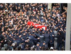 Kahramanmaraş Şehit Polis Memurunu Dualarla Uğurlandı