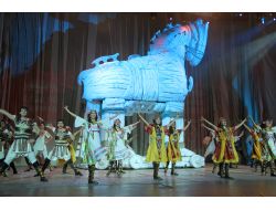 Başakşehir Belediyesi'nden Troya Müzikali