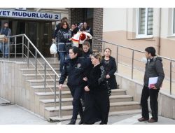 Uyuşturucu Zanlısı, Adliyeye Bebeğiyle Birlikte Gitti