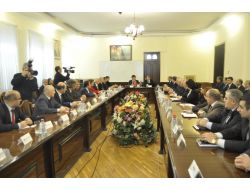 Yök Başkanı Çetinsaya, Azerbaycan Eğitim Bakanı İle Bir Araya Geldi