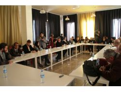 Üniversitede Cami, Kilise Ve Yezidi Mabedi Kuruluyor