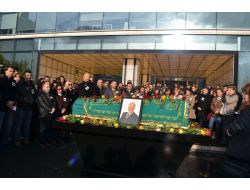 Mesai Arkadaşları Birand'a Veda Ediyor