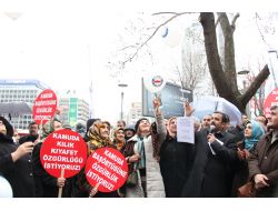 Sağlıkçılardan Kamuda Kıyafet Özgürlüğü Kampanyasına Destek