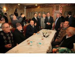 Güngören'de Kurulan 'Geleneksel Hac Sofrası' Hacıları Bir Araya Getirdi