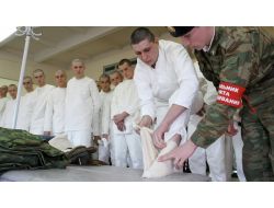 Rus Ordusunda Şapka Ve Çorap Devrimi