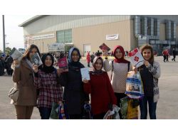 Fuardan Aldıkları Kitapları Kardeş Okul Öğrencilerine Hediye Ettiler