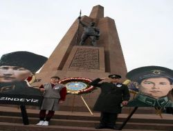 Chp'liler Şehit Kubilay'ı Anma Törenini Gövde Gösterisine Çevirdi