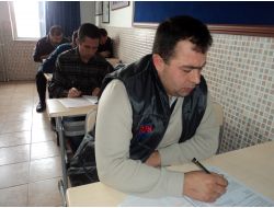 Özel Semalı Veliler Kitap Sınavında Terledi