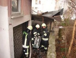 Apartmanın Kömür Deposunda Yangın Çıktı