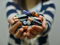 İzmir'de Atık Pil Toplama Kampanyası Başladı