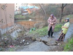 Evleri Kayan Aileler, Ölüm Korkusuyla Yaşıyor (Özel)