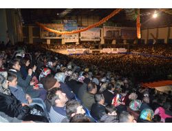 Kutlu Doğum Coşkusu Salona Sığmadı