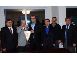 Erol: Politikacılara Büyük Görev Düşüyor