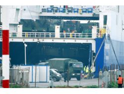 Patriot Savunma Sisteminin Parçaları Gemiden İndiriliyor