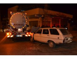 Otomobil Yakıt Tankerine Çarptı: 1 Yaralı