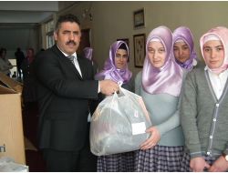 Erzurum Deniz Feneri'nden İmam Hatip Liseli Kız Öğrencilere Yardım