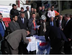 Ereğli'de Kamuda Kılık Kıyafet Özgürlüğü İçin İmza Kampanyası Başlatıldı