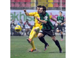 Akhisar Belediyespor: 1 - Eskişehir: 1