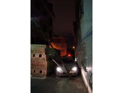 Kar Maskeli Hırsızlar Polisten Kaçmayı Başardı