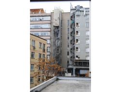 'Amacı Dışında Kullanılan Yangın Merdivenleri Ölüme Davetiye Çıkarıyor'