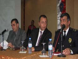 Muhtarlar Metruk Binalardan Şikayetçi Oldu