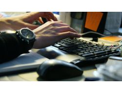 Rusya Yönetimine Her Gün 10 Bin Sanal Saldırı Yapılıyor