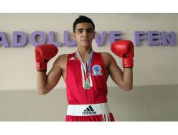 Kızılırmak, Boksta İstanbul Birinci Çıkarttı