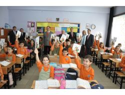 Kaymakamdan Öğrencilere: Bol Bol Süt İçin