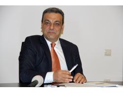 Toyota, 2014'te Türkiye'de 50 Binden Fazla Otomobil Satmayı Hedefliyor