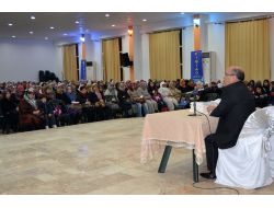 "Efendimizin Hayatı Her Meslek Grubuna Örnek"