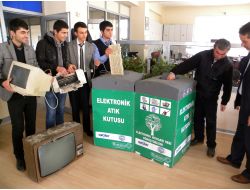 Develi’de Atık Elektronik Eşyalar Geri Dönüşüm İçin Toplanıyor