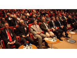 Yrd. Doç. Dr. Yılmaz: Lütfen Sevgimizi Esirgemeyip Birbirimizi Önemseyelim