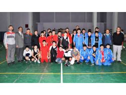 Hentbol Müsabakaları Sona Erdi