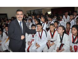 Tekvandocular Sertifikalarını Aldı