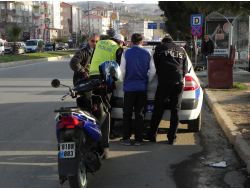 Kırmızı Işık İhlaline Ceza Yazıldı, Ticari Taksiler Denetlendi
