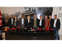 Çarşamba Tso’dan Basın Mensuplarına Plaket